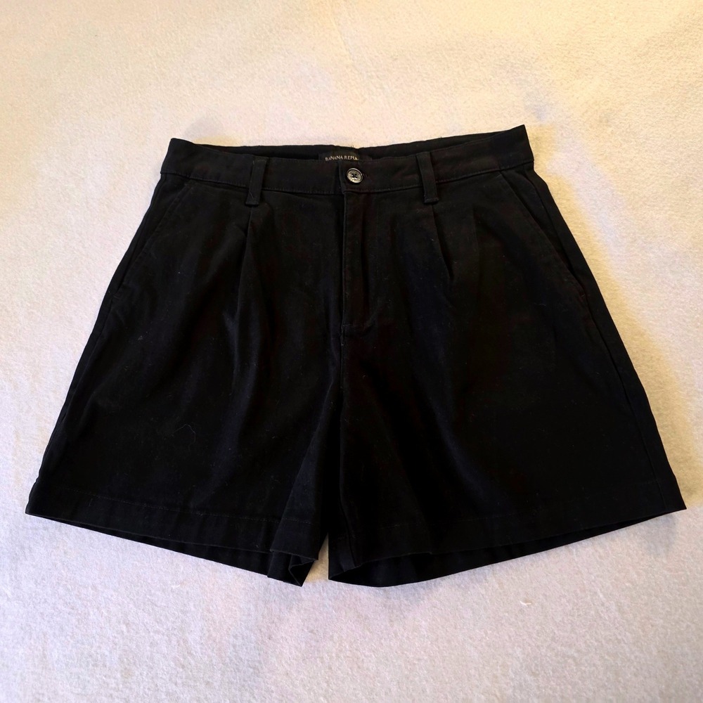 Banana Republic Black Pleated High Rise Chino Shorts Womens 6 1847841